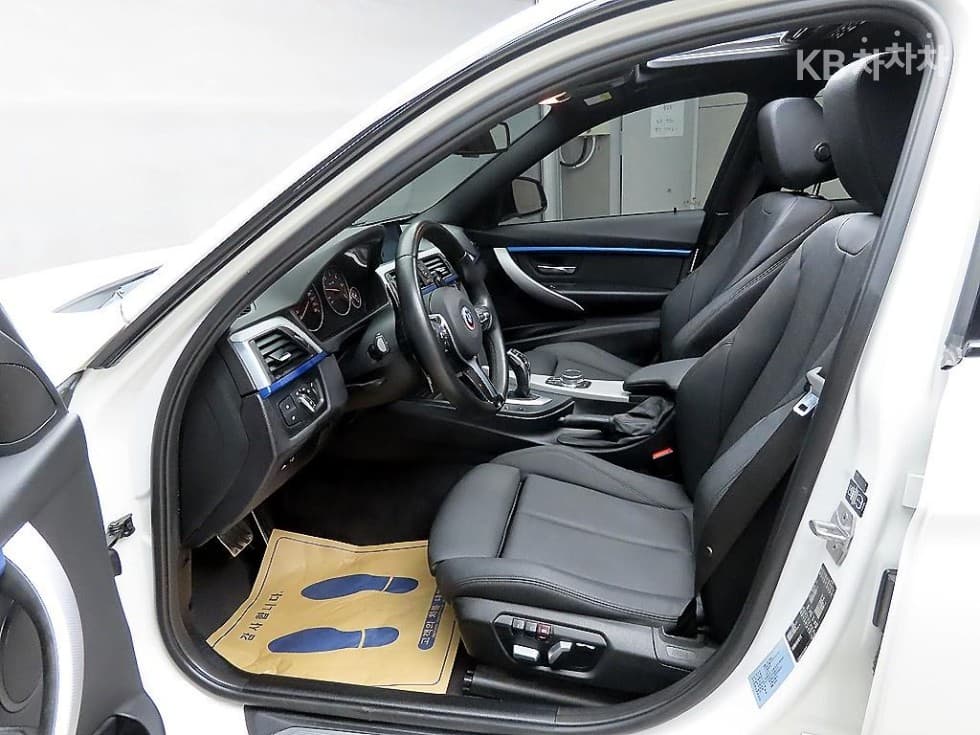 BMW Нов3 Серия320d M스포츠 F30 - 8