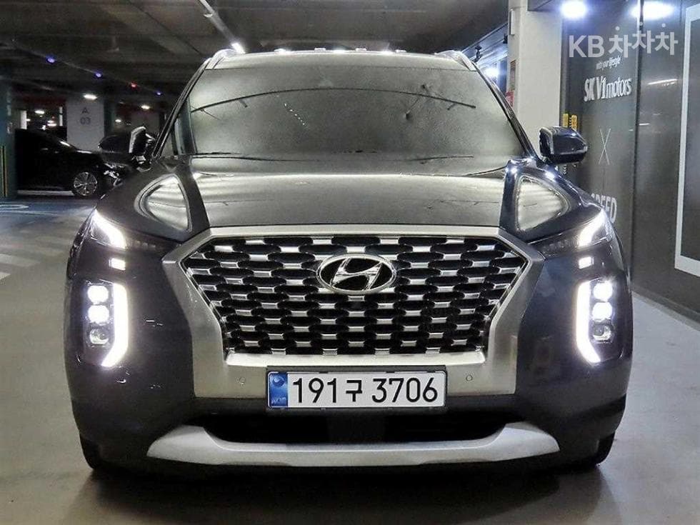 Хюндай Palisade2.2 Дизел 7-местен (Лимузин) AWD Престиж - 2
