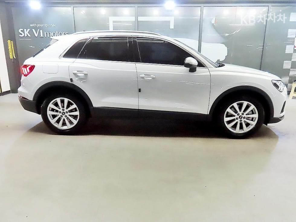 Ауди The New Q3(F3)40 TFSI Quattro Стандартен - 3