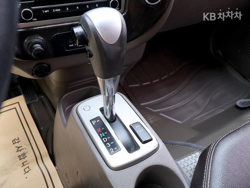 Хюндай Porter 2Удължено междуосие Двойна Кабина CRDi Premium - 7