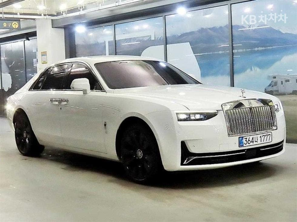 롤스로이스 고스트 Второ поколение 6.75 V12 SWB - Image 1