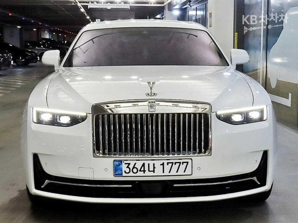 롤스로이스 고스트 Второ поколение6.75 V12 SWB - 2