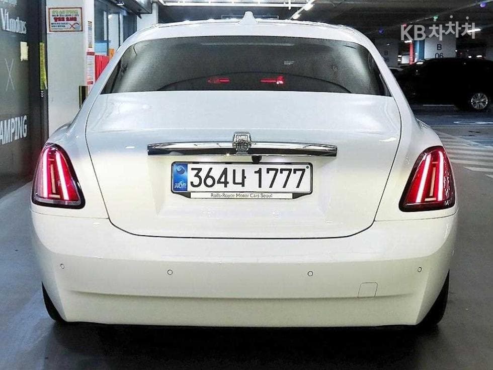 롤스로이스 고스트 Второ поколение6.75 V12 SWB - 5