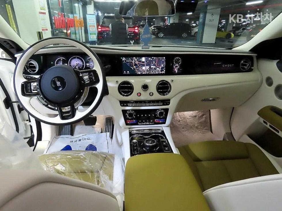 롤스로이스 고스트 Второ поколение6.75 V12 SWB - 10