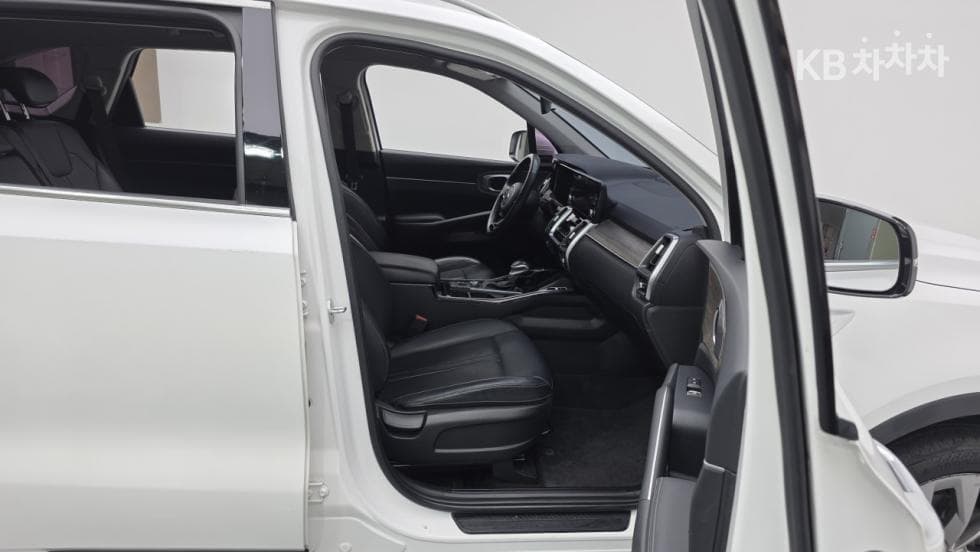 Киа Sorento 4-то поколение2.2 Дизел 2WD Тренди - 17