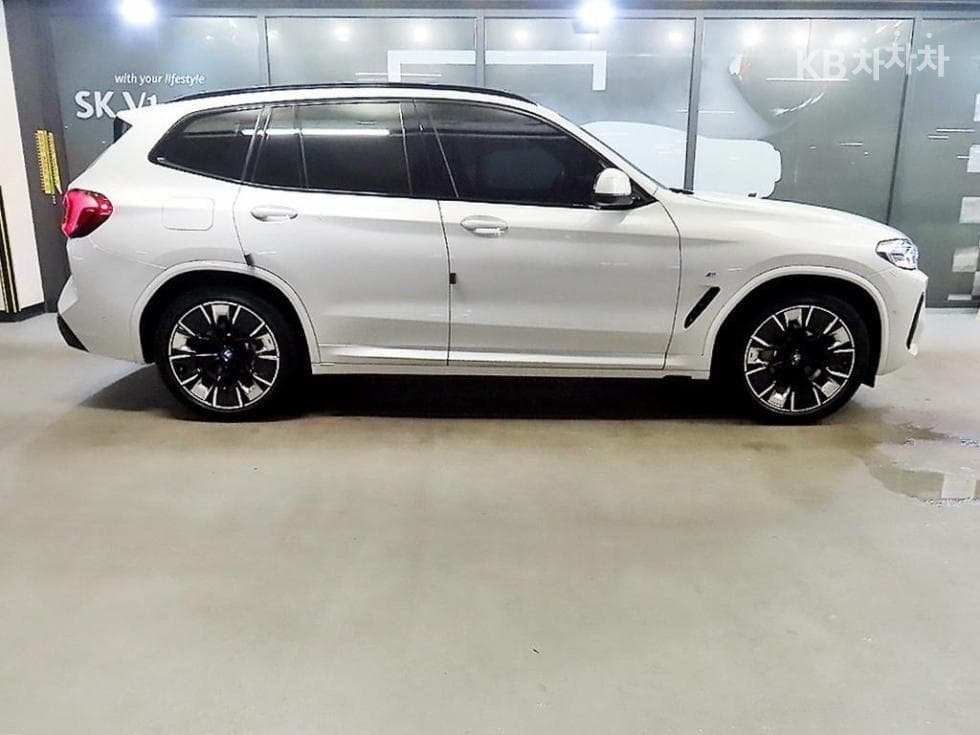 BMW iX3(G08)iX3 M Sport Package - 3