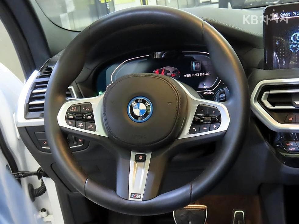 BMW iX3(G08)iX3 M Sport Package - 8