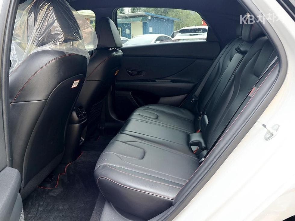 Хюндай The New (фейслифт) Avante (Elantra) N Line (CN7)1.6 Бензин Inspiration - 13