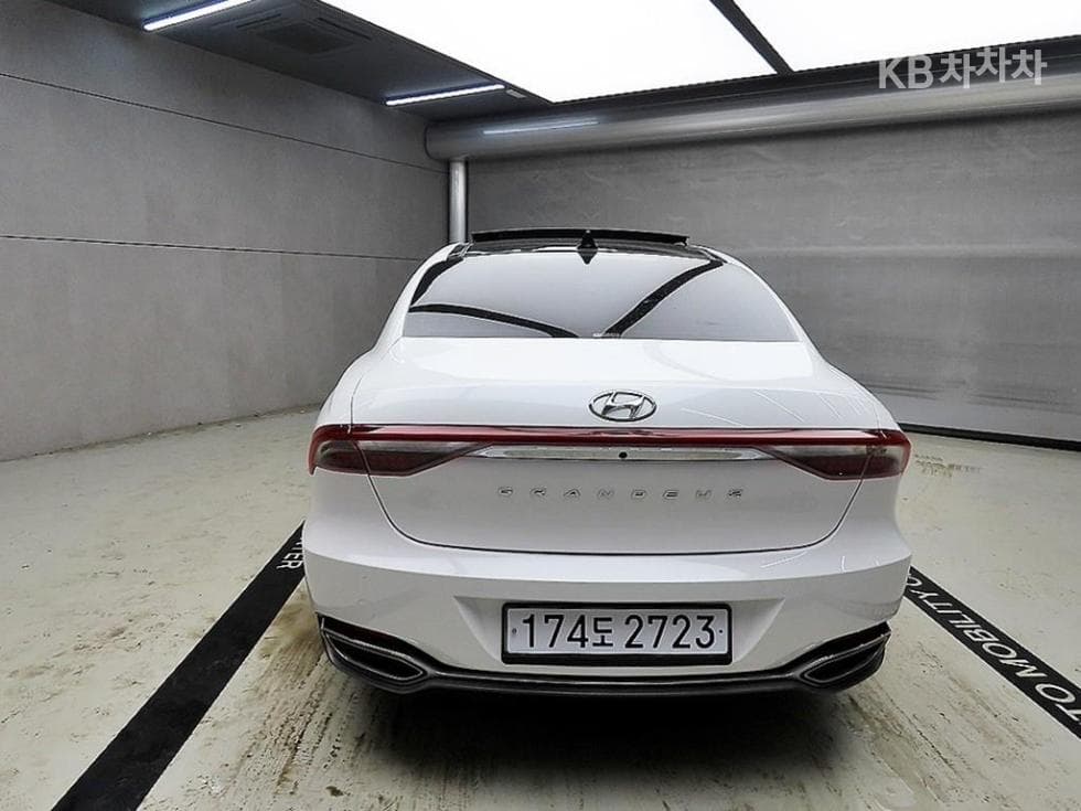 Hyundai The New (facelift) Grandeur (Azera)LPi 3.0 Rental car Exclusive - 3