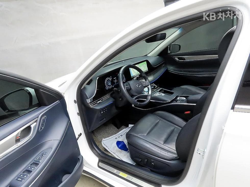 Hyundai The New (facelift) Grandeur (Azera)LPi 3.0 Rental car Exclusive - 5
