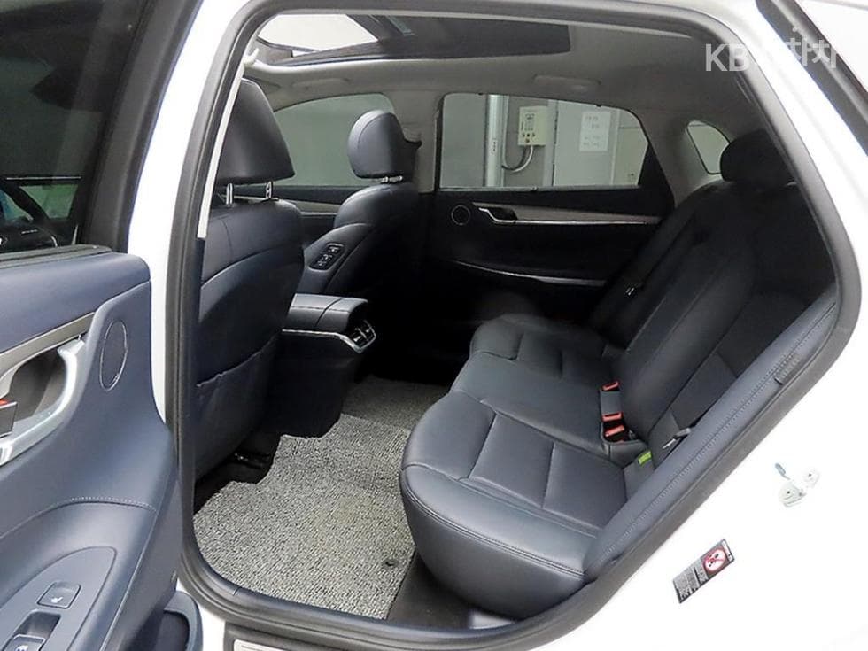 Hyundai The New (facelift) Grandeur (Azera)LPi 3.0 Rental car Exclusive - 6