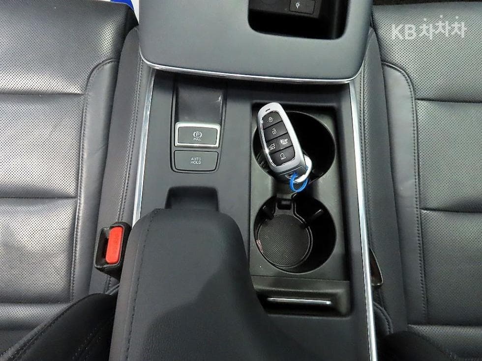 Hyundai The New (facelift) Grandeur (Azera)LPi 3.0 Rental car Exclusive - 13
