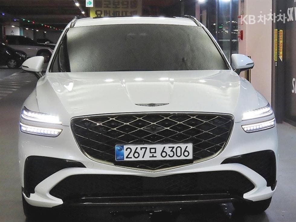 Дженезис GV70Бензин 2.5T 스포츠패키지 AWD - 2