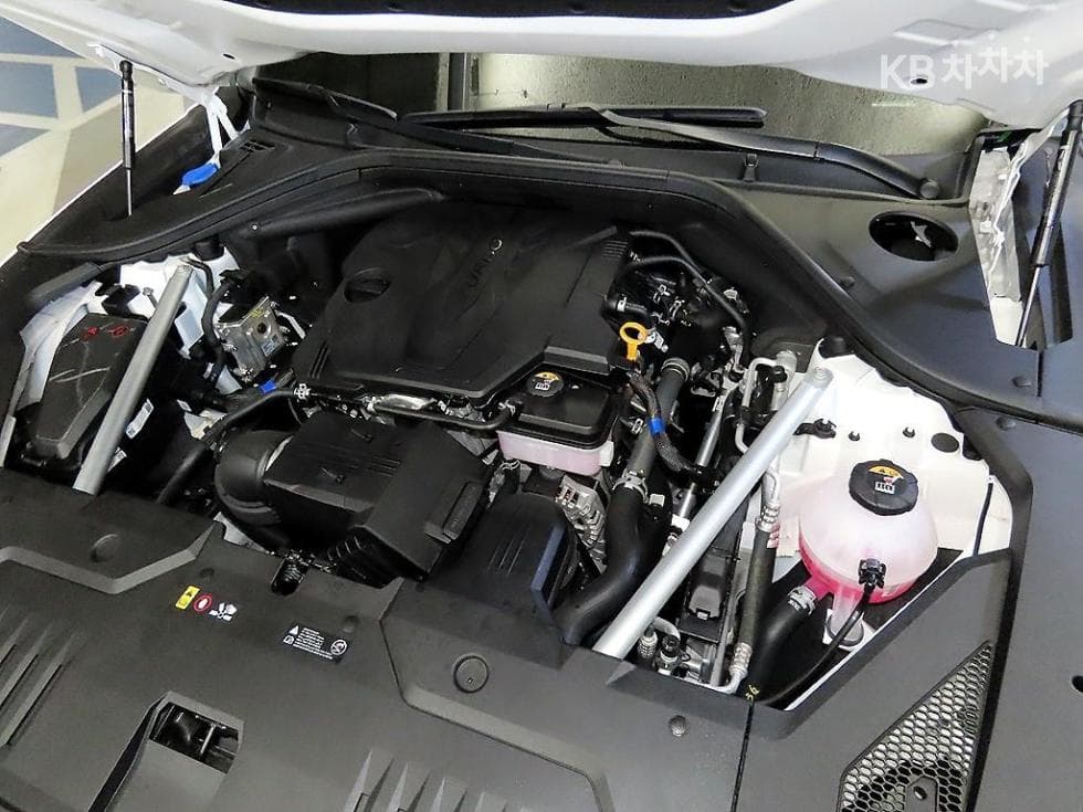 Дженезис GV70Бензин 2.5T 스포츠패키지 AWD - 19