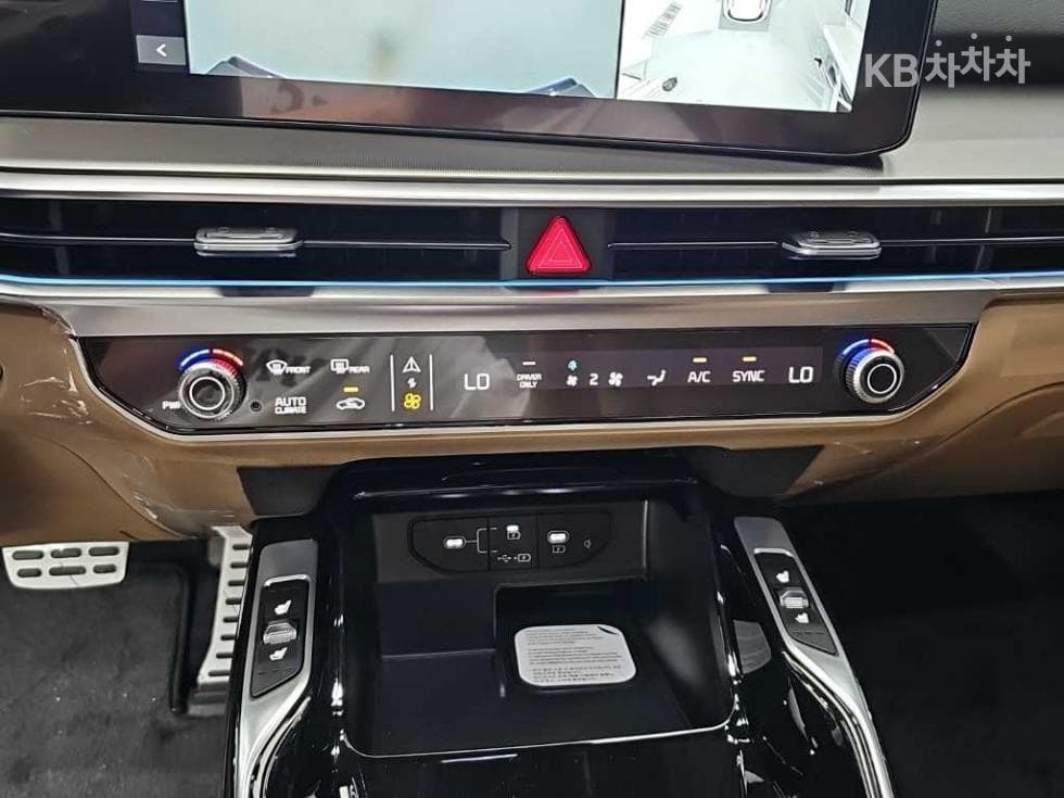 Kia The New (facelift) Sorento Hybrid MQ41.6T HEV 4WD X-Line - 10