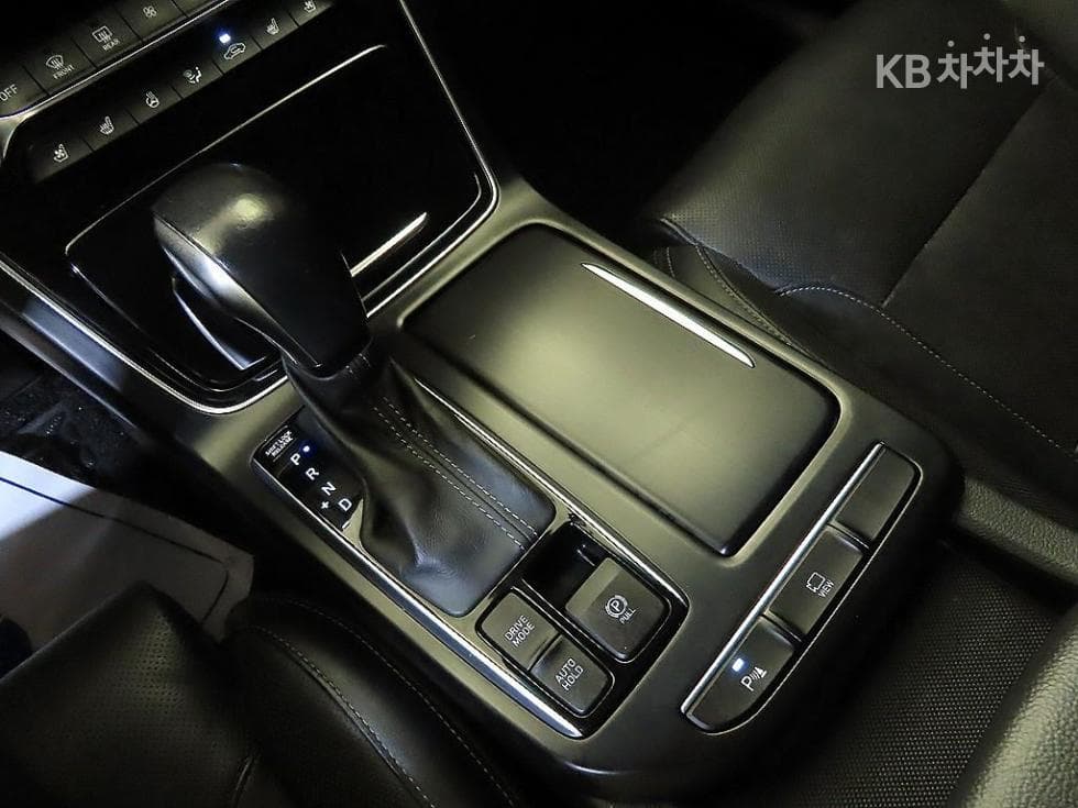 Хюндай Grandeur (Azera)IG3.0 Premium - 12