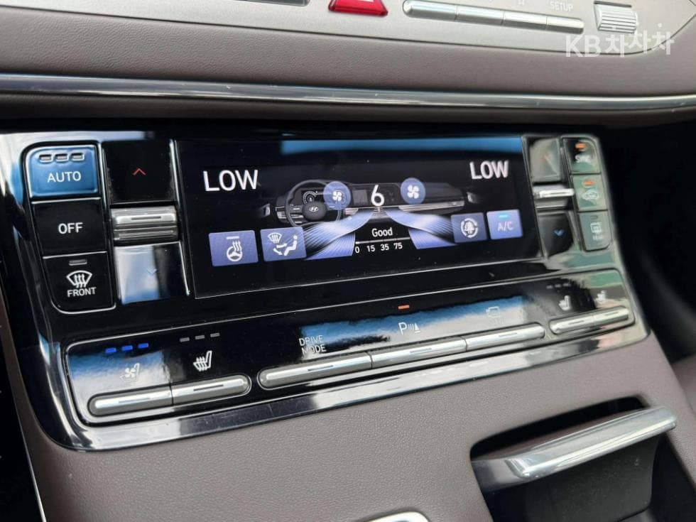 Хюндай The New (фейслифт) Grandeur (Azera)2.5 Premium 초이스 - 18