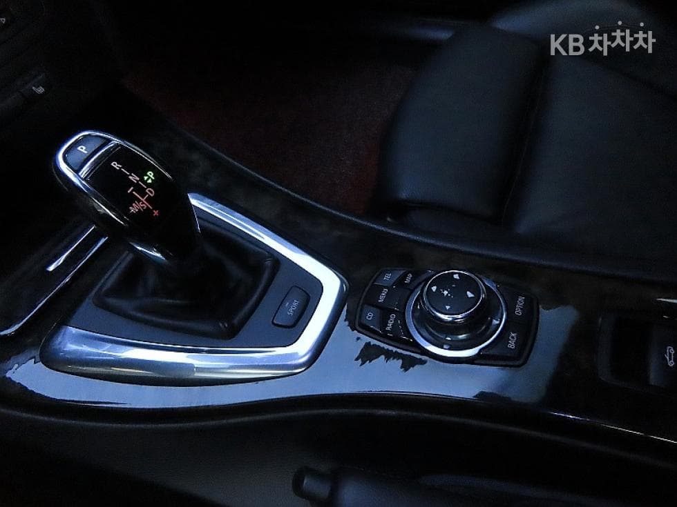 BMW New3 Series335i Convertible - 9