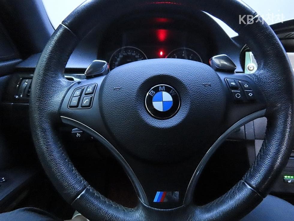 BMW New3 Series335i Convertible - 18