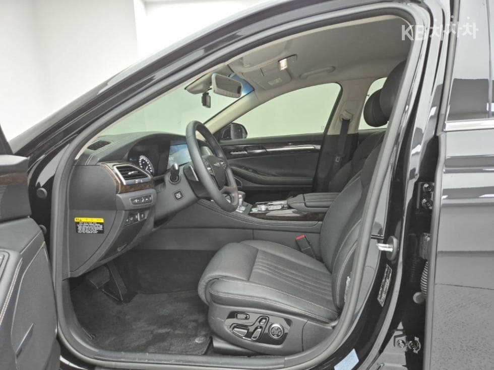 Дженезис G903.8 GDi AWD Лукс - 11