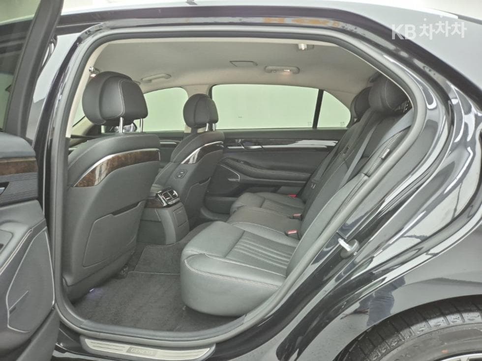Дженезис G903.8 GDi AWD Лукс - 12