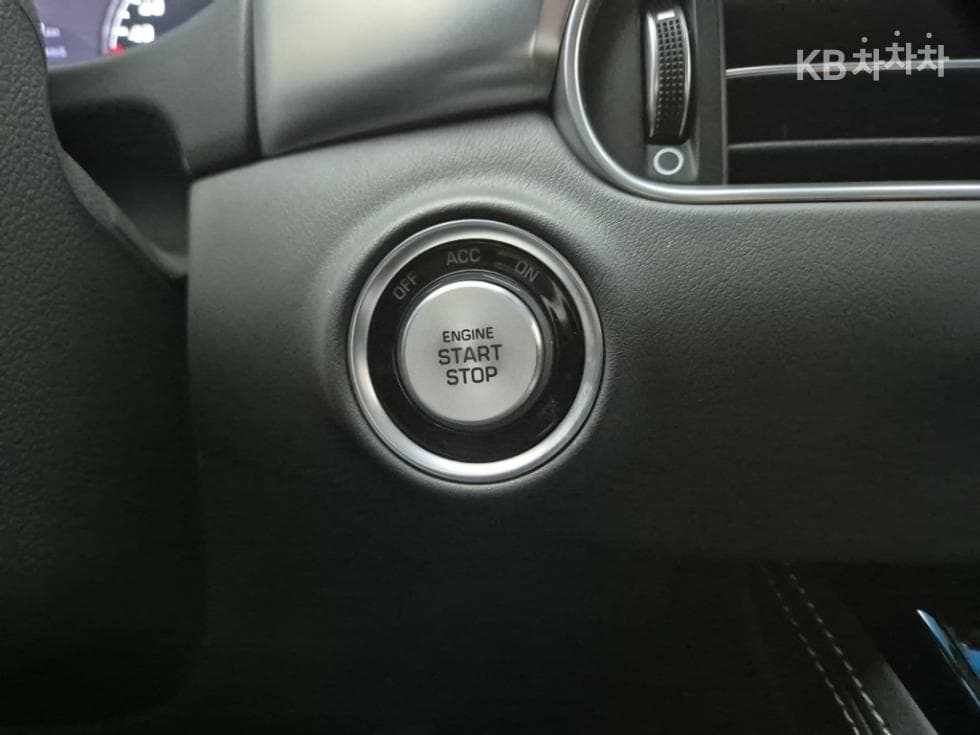 Дженезис G903.8 GDi AWD Лукс - 17