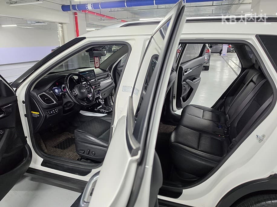 Kia Seltos1.6 Diesel 2WD Noblesse - 7