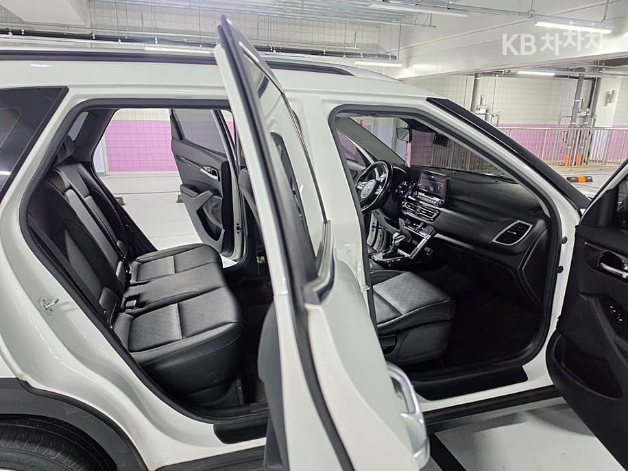 Kia Seltos1.6 Diesel 2WD Noblesse - 10