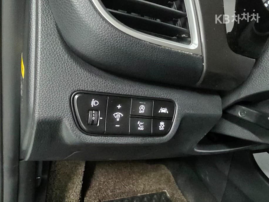 Kia Seltos1.6 Diesel 2WD Noblesse - 17