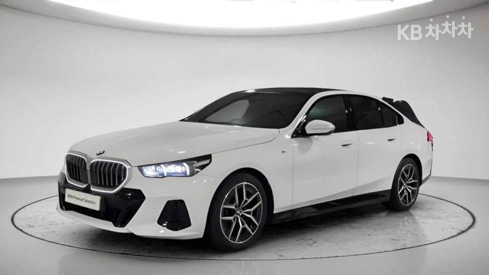 BMW Нов5 Серия(G60) 520i M Sport - Image 1