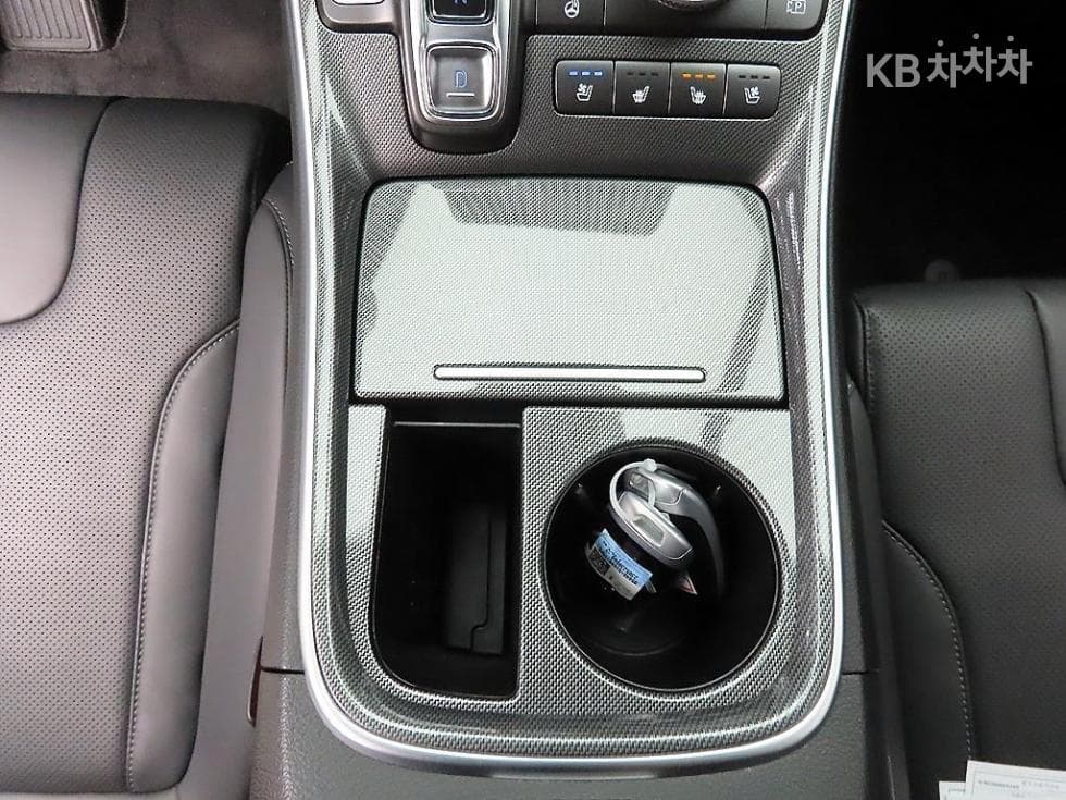 Hyundai The New (facelift) Santa Fe TM Hybrid1.6 HEV 4WD Prestige - 13