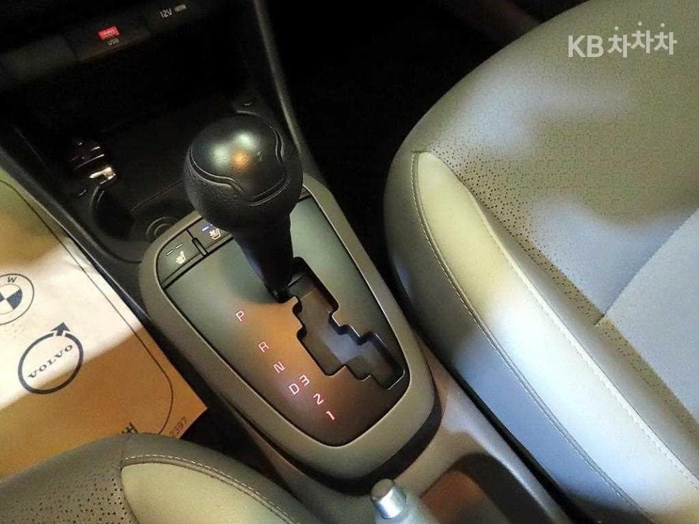 Киа Morning / Picanto 어반(JA)1.0 Бензин Престиж - 12