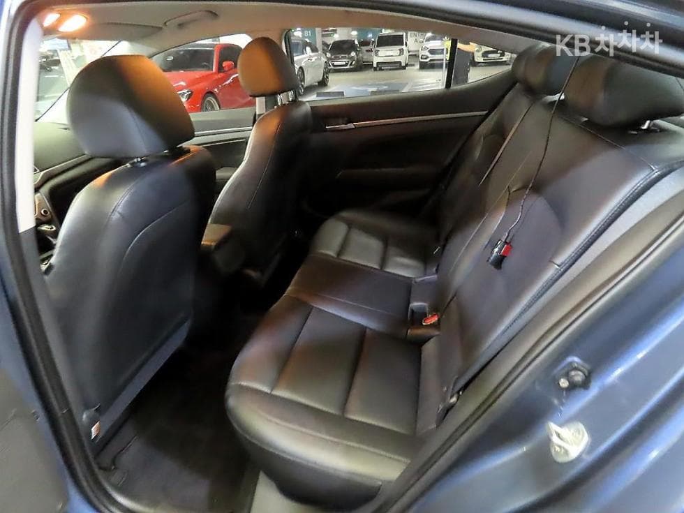 Хюндай Avante (Elantra)AD1.6 GDi Value Plus - 7
