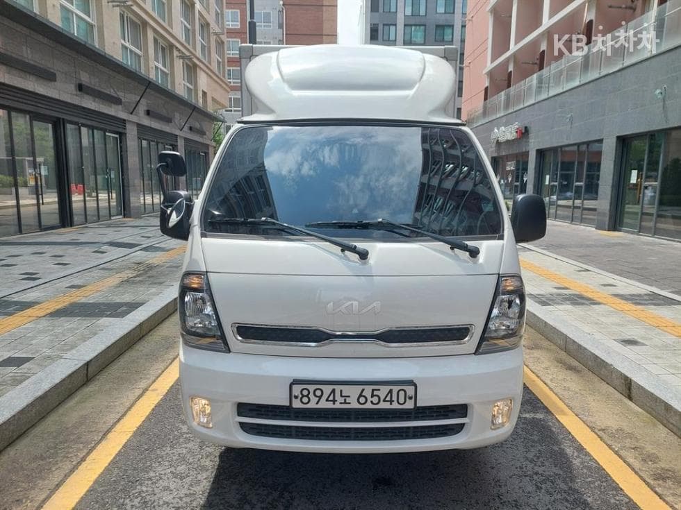 Киа The New (фейслифт) Бонго 3 (лек)LPG Box Truck 1.2Тон 하이 Королевска кабина Удължено междуосие GL - 2
