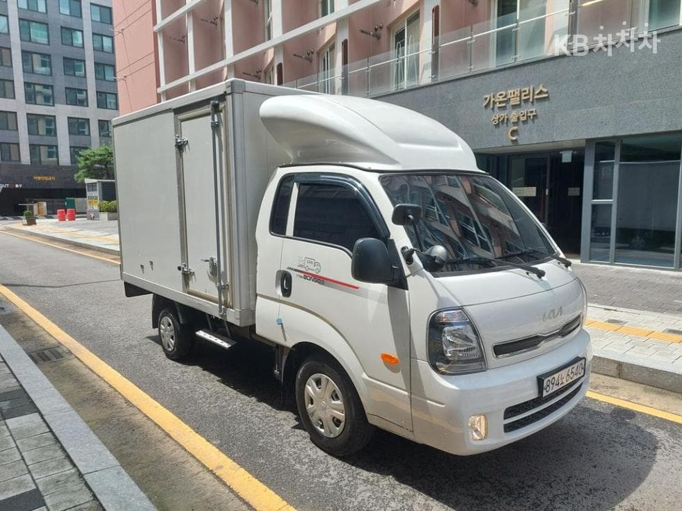 Киа The New (фейслифт) Бонго 3 (лек)LPG Box Truck 1.2Тон 하이 Королевска кабина Удължено междуосие GL - 3