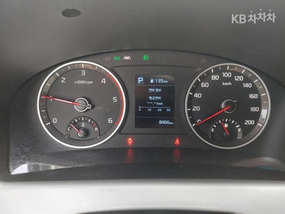 Киа The New (фейслифт) Бонго 3 (лек)LPG Box Truck 1.2Тон 하이 Королевска кабина Удължено междуосие GL - 9
