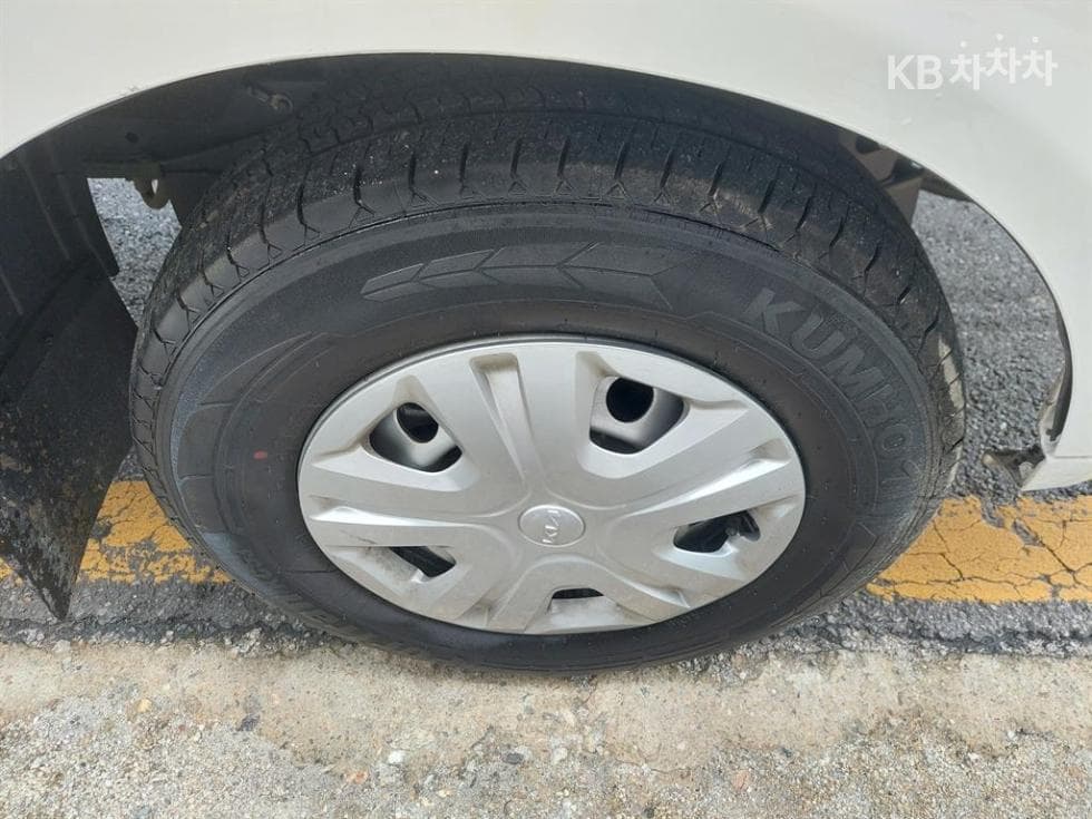 Киа The New (фейслифт) Бонго 3 (лек)LPG Box Truck 1.2Тон 하이 Королевска кабина Удължено междуосие GL - 20