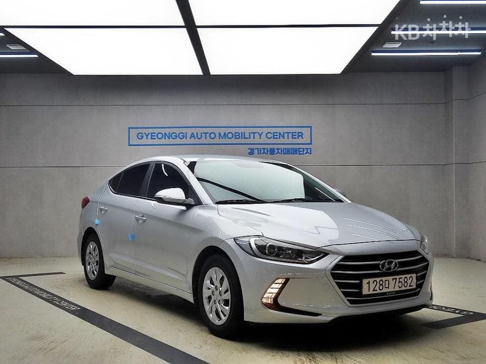 Хюндай Avante (Elantra)AD 1.6 GDi Стил - Image 1
