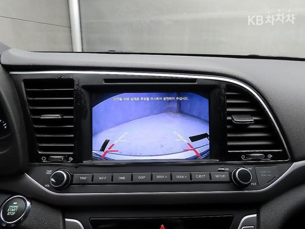 Hyundai Avante (Elantra)AD1.6 GDi Style - 17