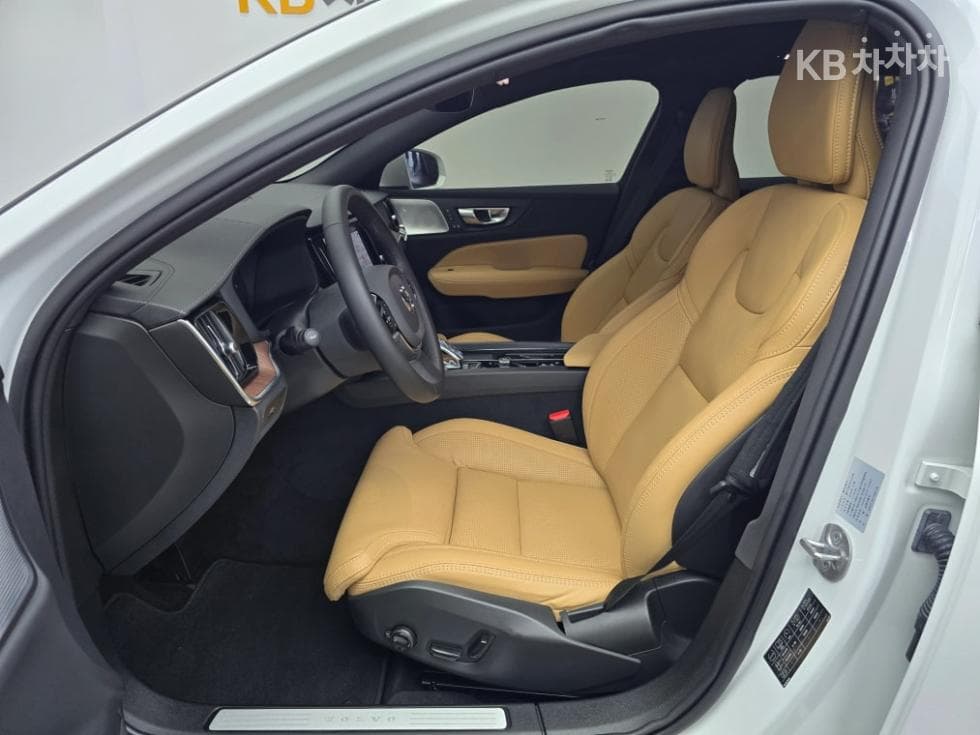 Volvo V60 CC(Второ поколение)B5 AWD Ultimate - 7
