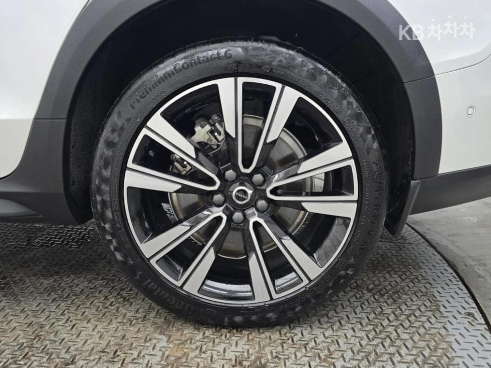 Volvo V60 CC(Второ поколение)B5 AWD Ultimate - 17