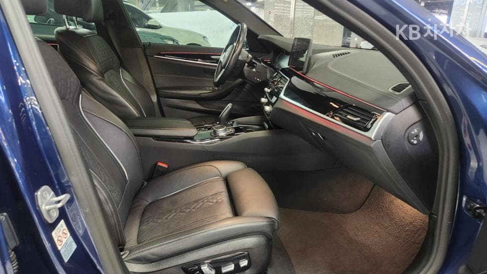 BMW 올Нов5 Серия (G30)523d M Sport - 12