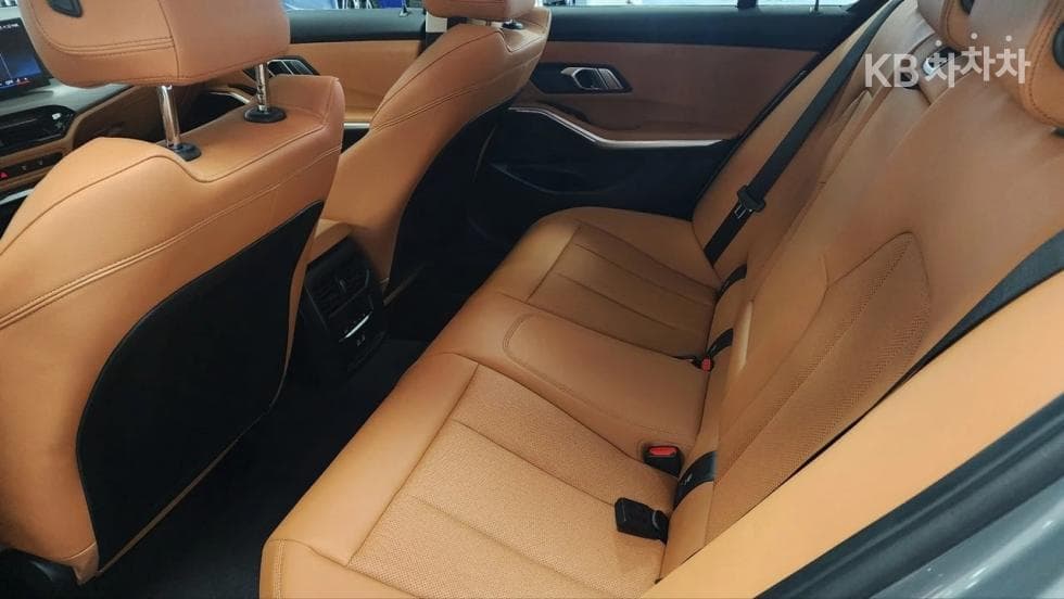 BMW 3 Серия (G20)320i Стандартен - 11