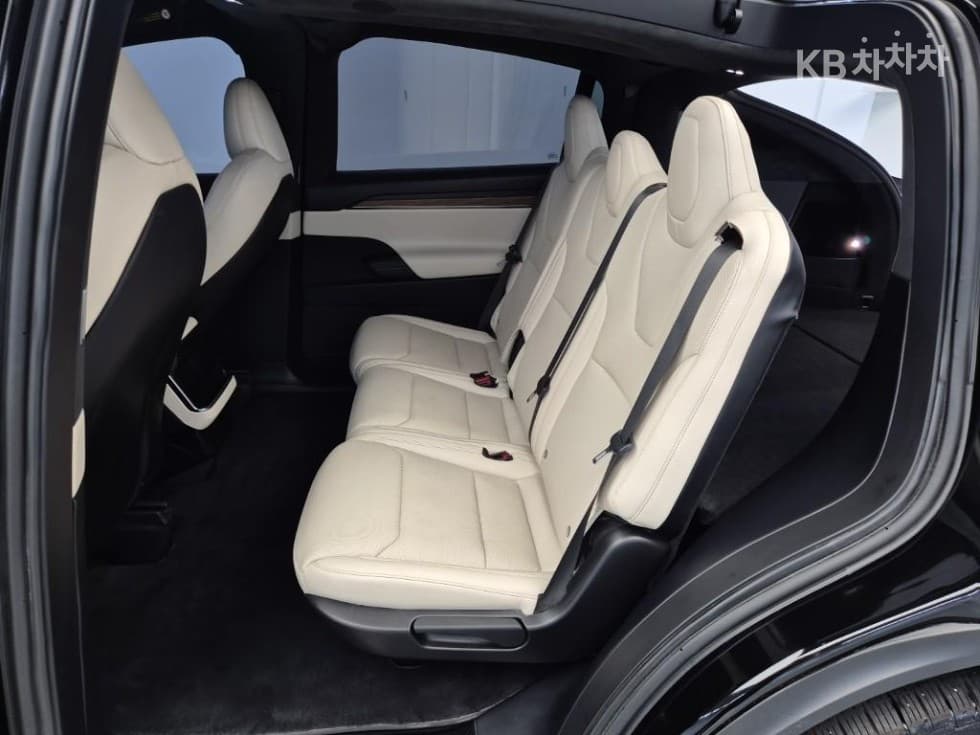 테슬라 Model XAWD - 12