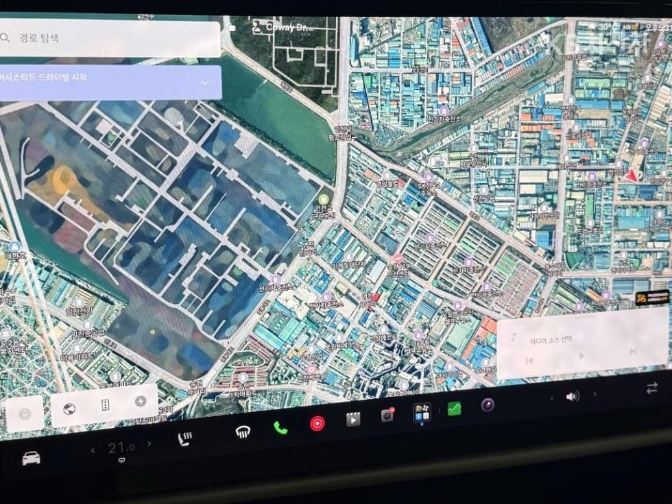 테슬라 Model XAWD - 13
