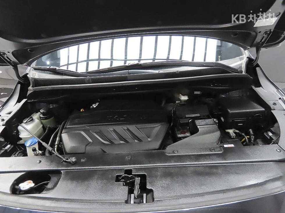 Kia The New (facelift) Carnival9-seater 2.2 Diesel Noblesse Special (special feature/edition) - 7