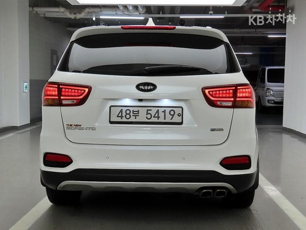 Киа The New (фейслифт) Sorento2.0 Дизел 2WD Noblesse - 3