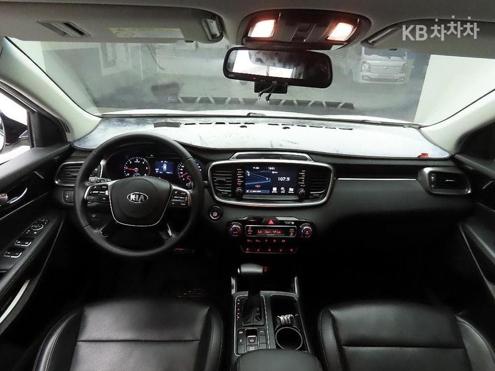 Киа The New (фейслифт) Sorento2.0 Дизел 2WD Noblesse - 8