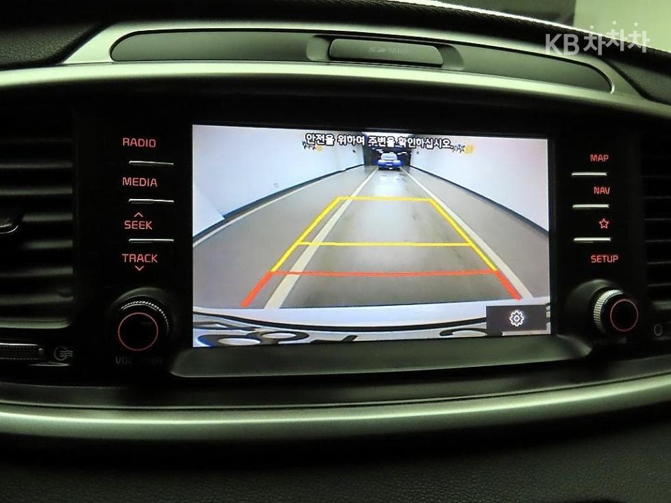 Киа The New (фейслифт) Sorento2.0 Дизел 2WD Noblesse - 14