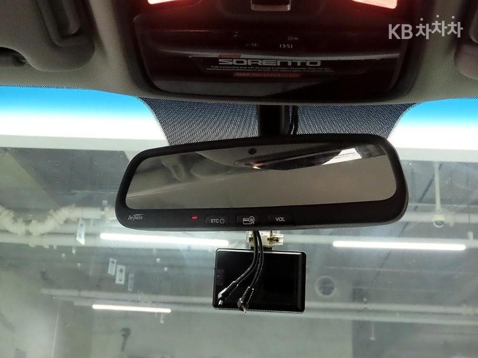 Киа The New (фейслифт) Sorento2.0 Дизел 2WD Noblesse - 16
